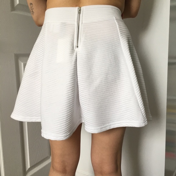 H&M circle skirt - Picture 3 of 3